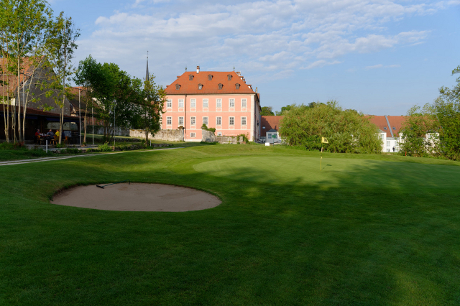 News: Schloss Reichmannsdorf Hotel & Golfresort